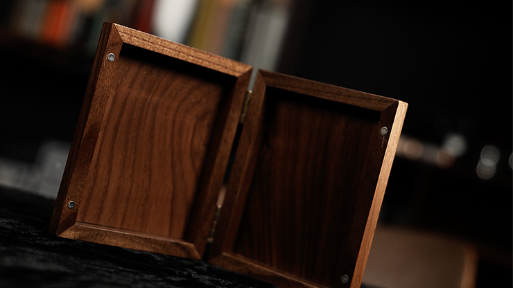 Mirage Box | Stephen Chan & Bond Lee