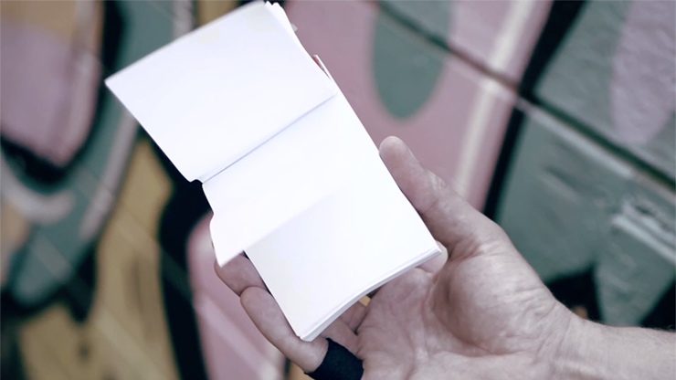 Self Flipping Notepad | Victor Sanz