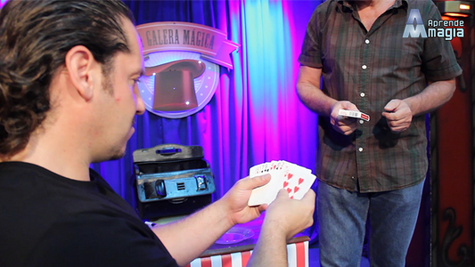 THE CARD INTO THE EGG | Alan Alfredo Marchese & Aprendemagia