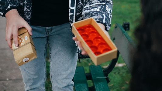 BonBon Box gold | George Iglesias & Twister Magic