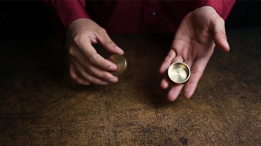 ECHO BOX | Menzi Magic