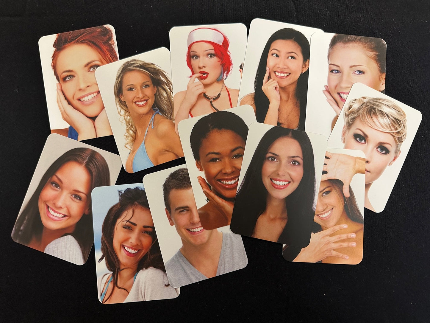 Eleven Beautiful Women | Hakan Varol