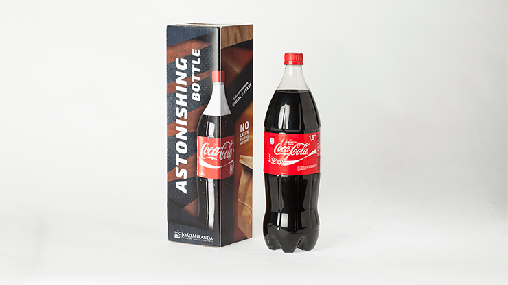 Astonishing Bottle | João Miranda and Ramon Amaral 