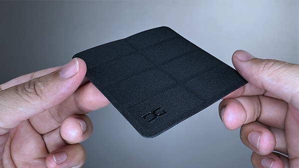 One Card | Daniel Garcia