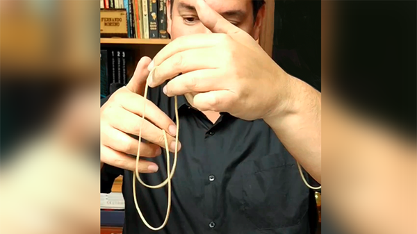 Linking Bands | Fernando Moreno