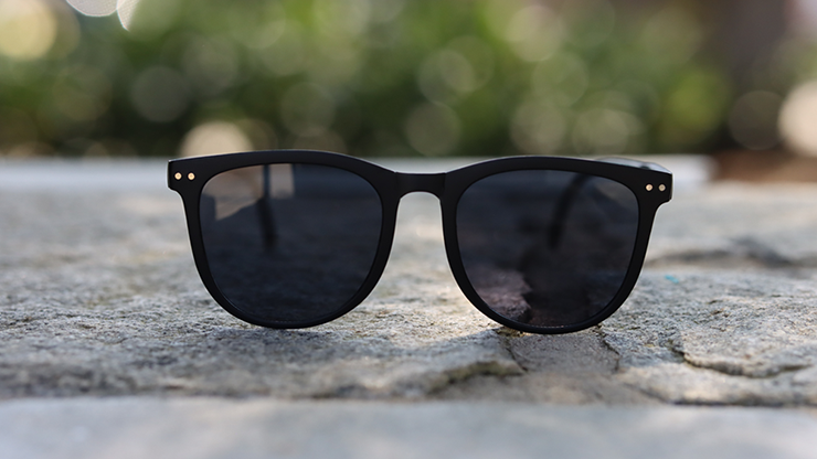SLEEK | Jeki Yoo