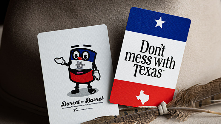 DON'T MESS WITH TEXAS™ PLAYING CARDS | Fultons