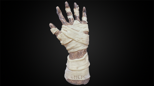 Hanson Chien Presents Mummy Hand | Hanson Chien & Bob Farmer