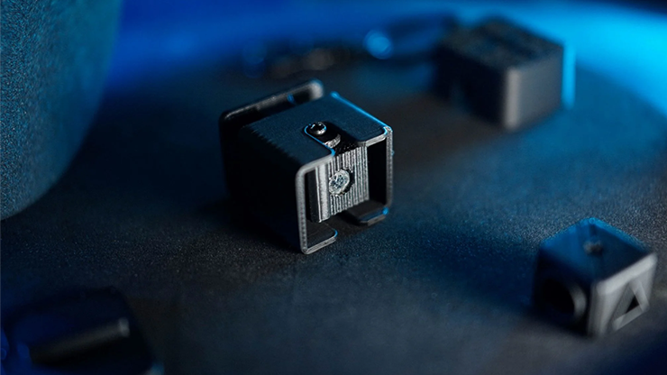The EDC Holder | Mai Bro & TCC Magic