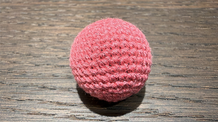 Shining Crochet Balls (Light Pink) | JT Magic