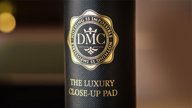 The DMC Luxury Close-Up Pad