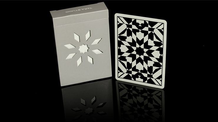 Majolica V2 Luminescent Playing Cards