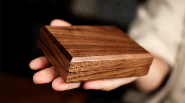 Mirage Box | Stephen Chan & Bond Lee