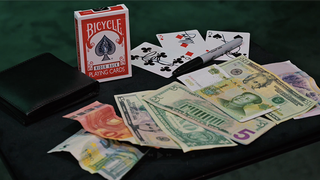 Divisa | Adrian Vega