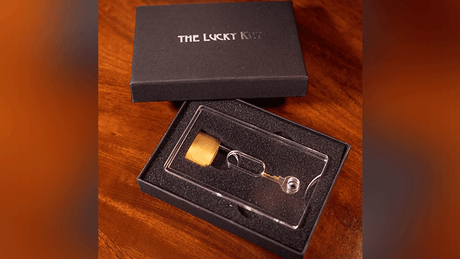 The Lucky Key (Close Up) | Vincenzo Di Fatta