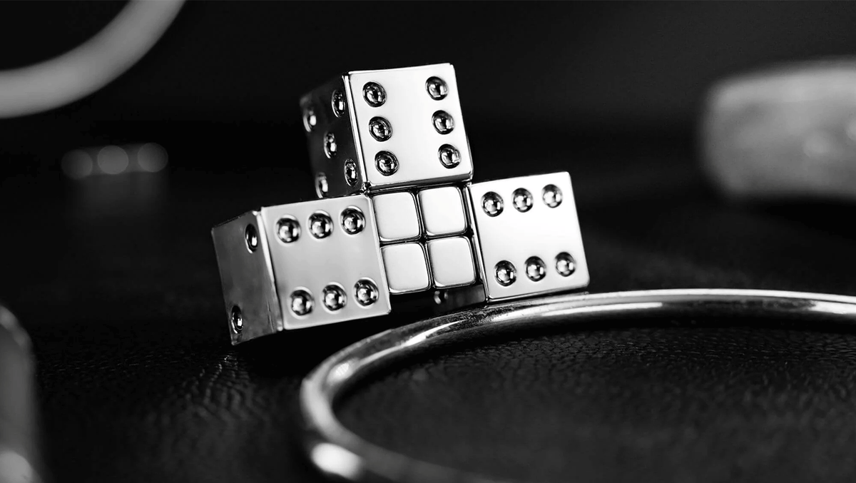 MagnetiCubes | Ivo David Oliveira & TCC Magic