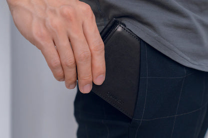 Modern Card to Wallet Insta | Quiver