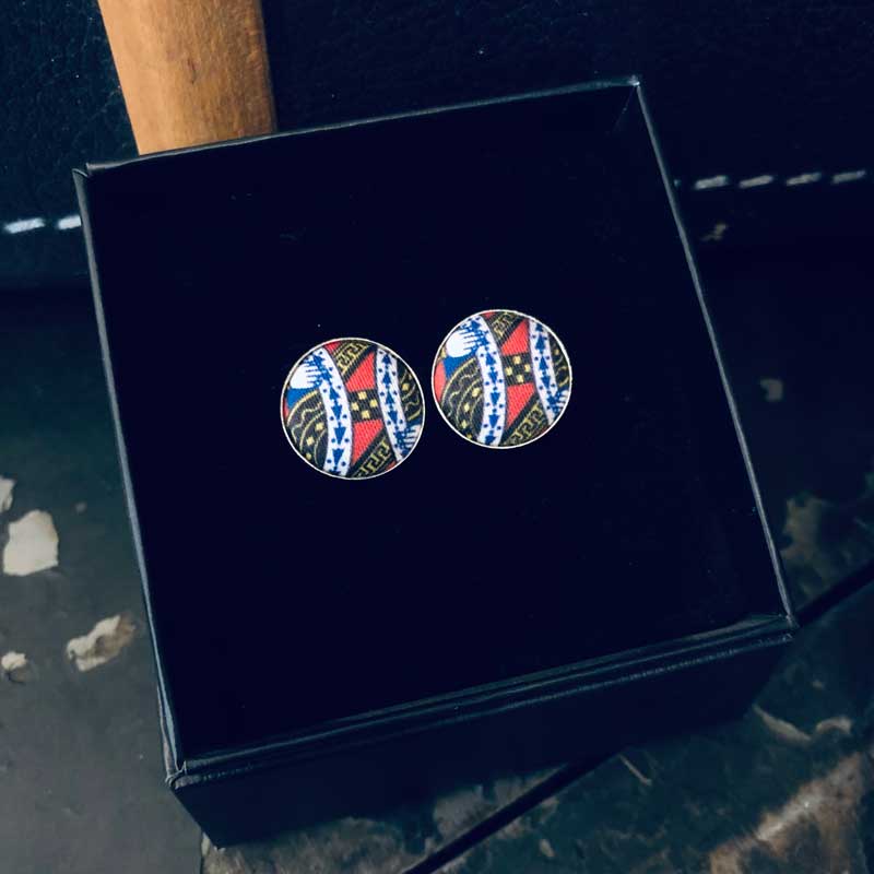 Cufflinks
