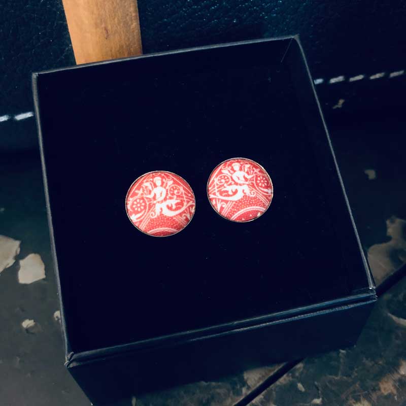 Cufflinks