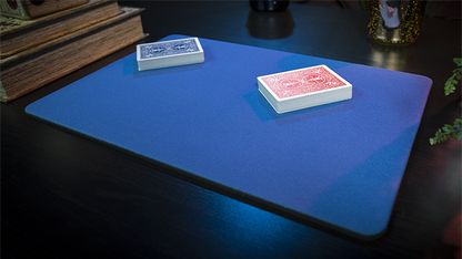 Standard Close-Up Pad (28x40cm) (blue) | Murphy's Magic Supplies 