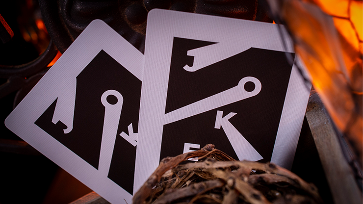 Sinis (Raspberry and Black) Playing Cards | Marc Ventosa
