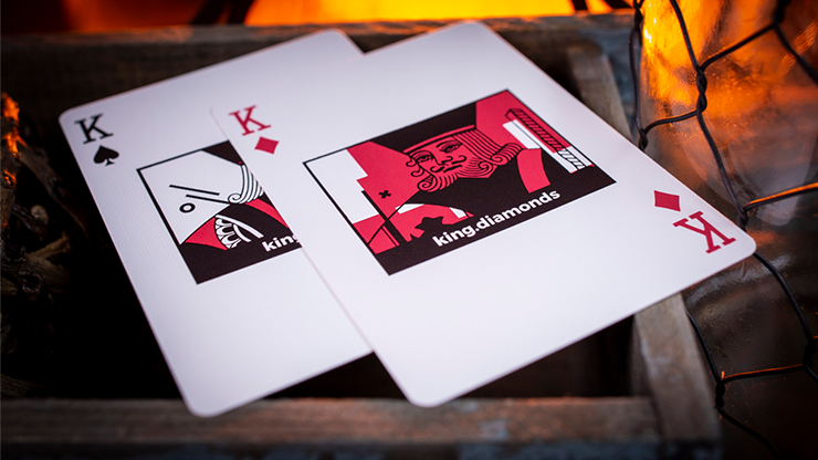 Sinis (Raspberry and Black) Playing Cards | Marc Ventosa