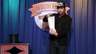 SPRAY AWAY | Gustavo Raley