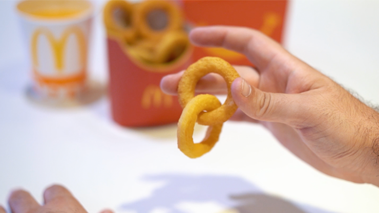 Linking Onion Rings | Julio Montoro Productions