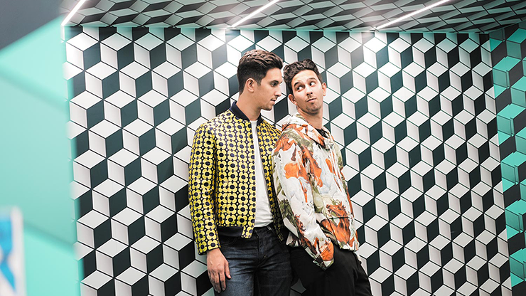 Zeus Morph | Les French Twins
