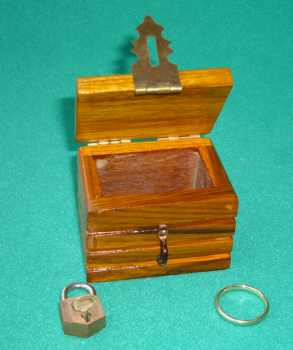 Ring Box