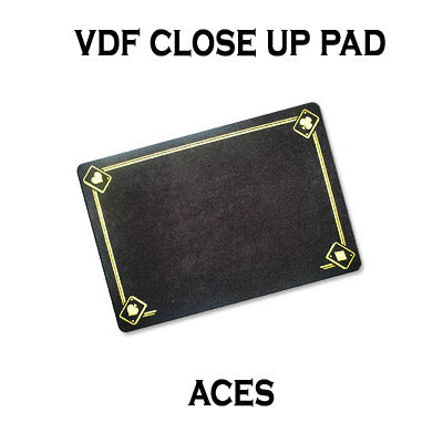 VDF Close Up Pad with Printed Aces (schwarz) | Di Fatta Magic