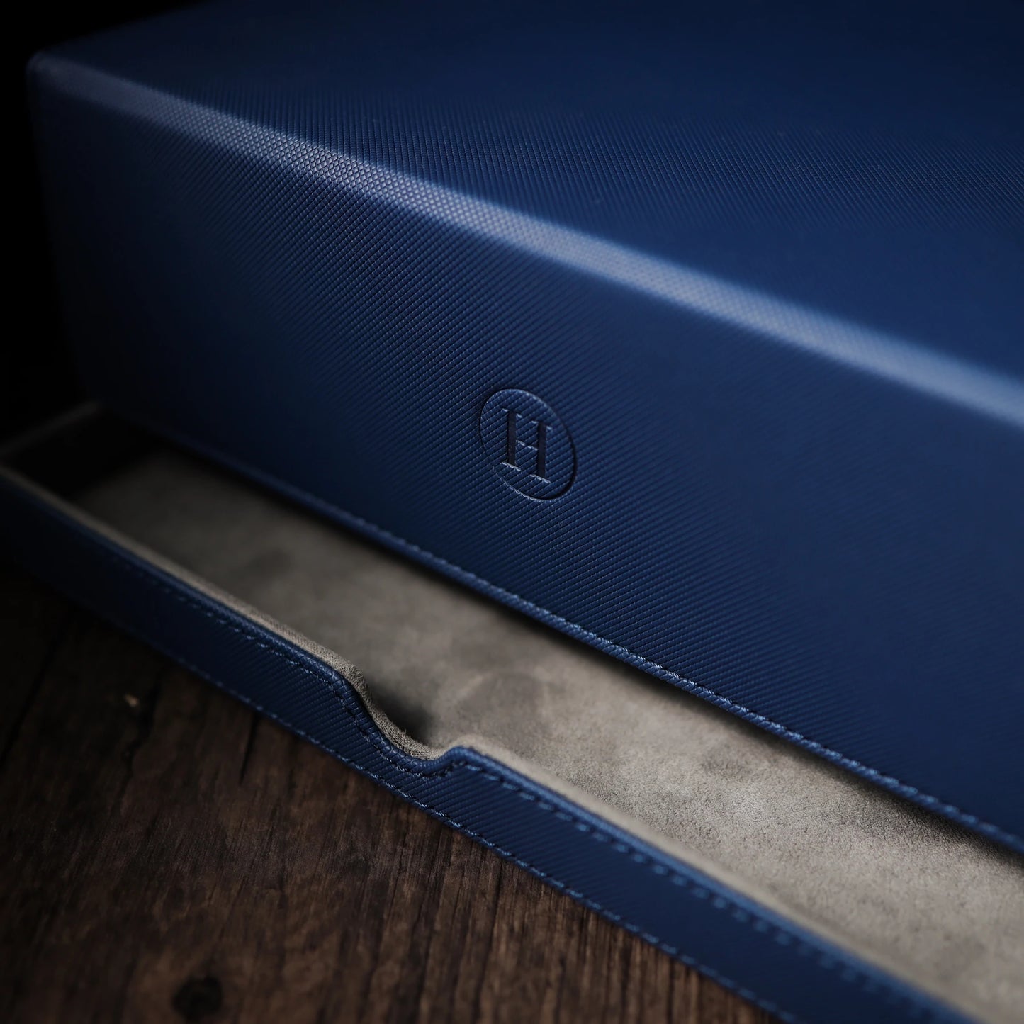 COLLECTOR BOX | HENRY HARRIUS